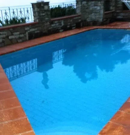 Bed & Breakfast Ethnohotel Rosa Dei Venti
