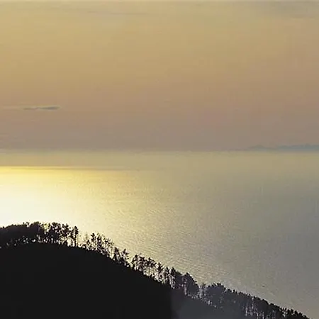 ベッド・アンド・ブレックファスト Ethnohotel Rosa Dei Venti インペリア