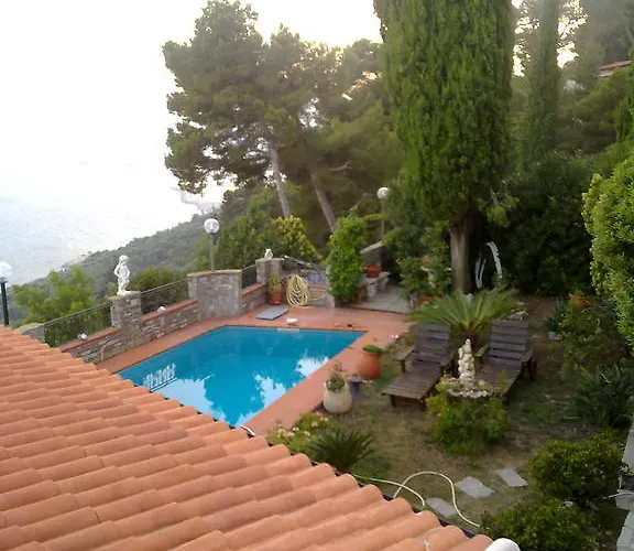 Bed & Breakfast Ethnohotel Rosa Dei Venti