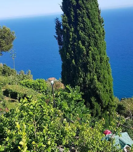 Bed & Breakfast Ethnohotel Rosa Dei Venti